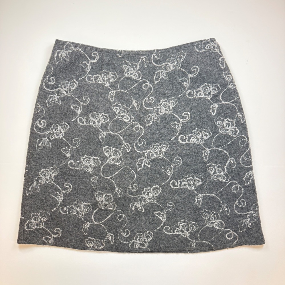 Ann‎ Taylor Petites Wool Skirt Floral Embroidered Gray Career 2P 2 Petite
